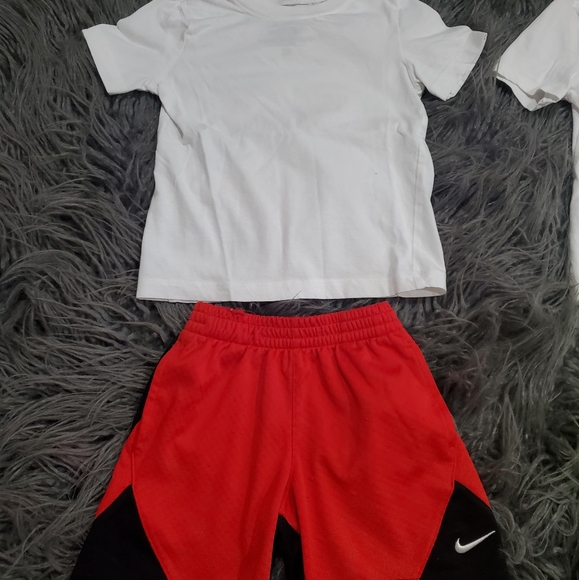Toddler Nike Outfits - Picture 2 of 5